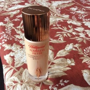 Charlotte Tilbury Hollywood Flawless Filter 02